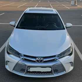 Toyota Camry 2017