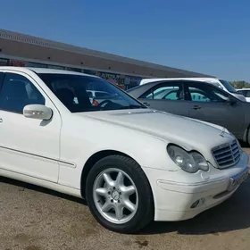 Mercedes-Benz 190-Class 2004