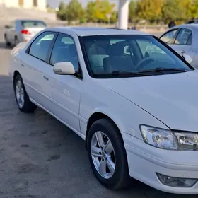 Toyota Camry 2000