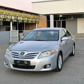 Toyota Camry 2010