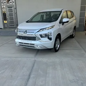 Mitsubishi Xpander 2024