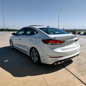 Hyundai Elantra 2017