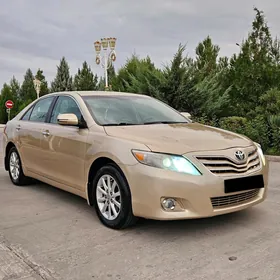 Toyota Camry 2010