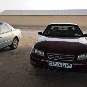 Toyota Camry 2000