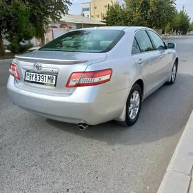 Toyota Camry 2010