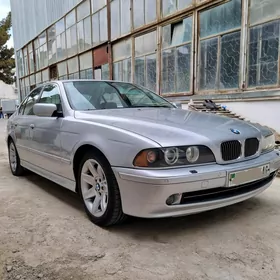 BMW E39 2003