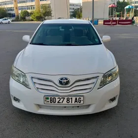 Toyota Camry 2010