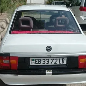 Opel Vectra 1989