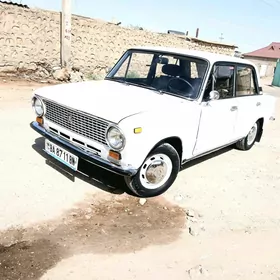 Lada 2104 1980