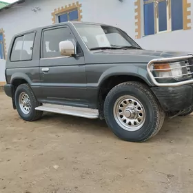 Mitsubishi Pajero 1994