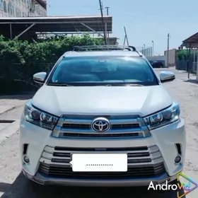 Toyota Highlander 2017