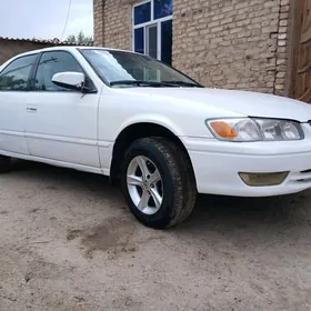 Toyota Camry 1998