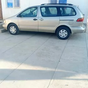 Toyota Sienna 2000