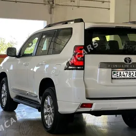 Toyota Land Cruiser Prado 2019