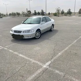 Toyota Camry 2001