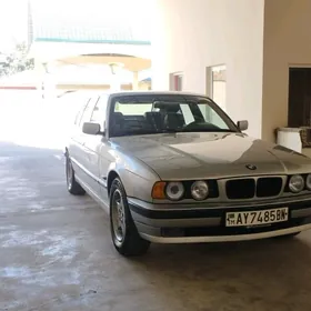 BMW 525 1990