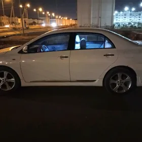 Toyota Corolla 2013