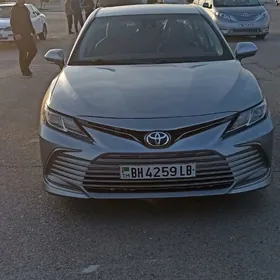 Toyota Camry 2020