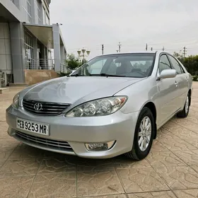 Toyota Camry 2005