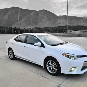 Toyota Corolla 2015