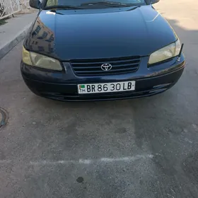 Toyota Camry 1999