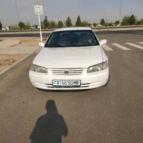 Toyota Camry 1997