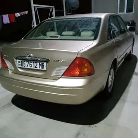 Toyota Avalon 2000