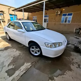 Toyota Camry 1999