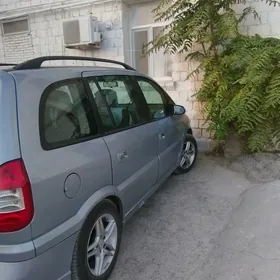 Opel Zafira 2002