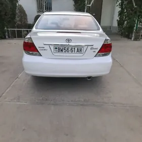 Toyota Camry 2005