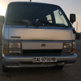 Toyota Hiace 1988