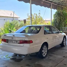 Toyota Camry 1999