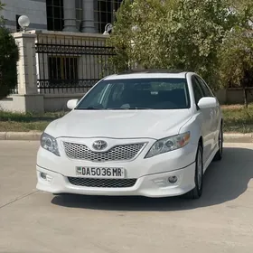 Toyota Camry 2010