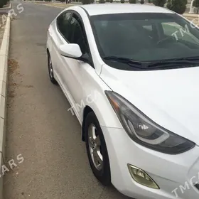 Hyundai Elantra 2011