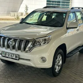 Toyota Land Cruiser Prado 2011