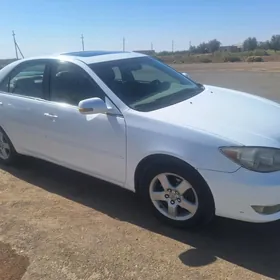 Toyota Camry 2004