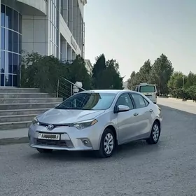 Toyota Corolla 2015