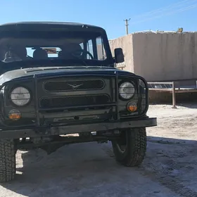 UAZ 469 2001