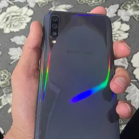 Samsung A50 64Gb️