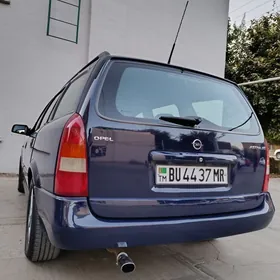 Opel Astra 2000