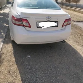 Toyota Camry 2011