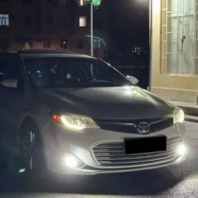 Toyota Avalon 2013