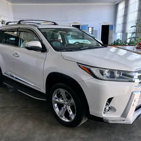 Toyota Highlander 2019