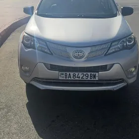 Toyota RAV4 2015