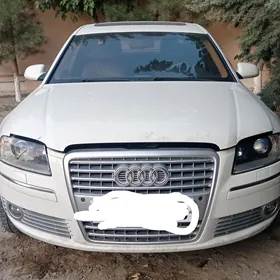 Audi A8 2005