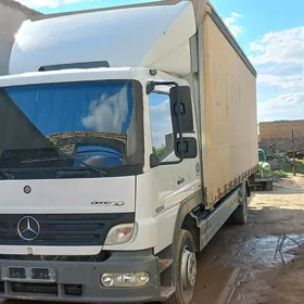 Mercedes-Benz ACTROS 3331 2010