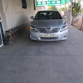 Toyota Camry 2011