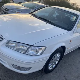 Toyota Camry 2000