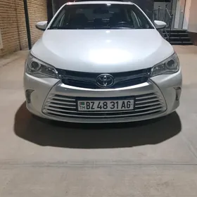 Toyota Camry 2015