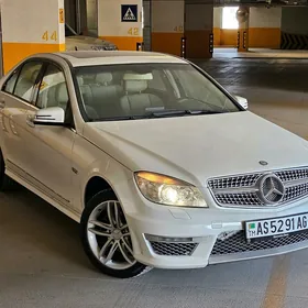 Mercedes-Benz C300 2010